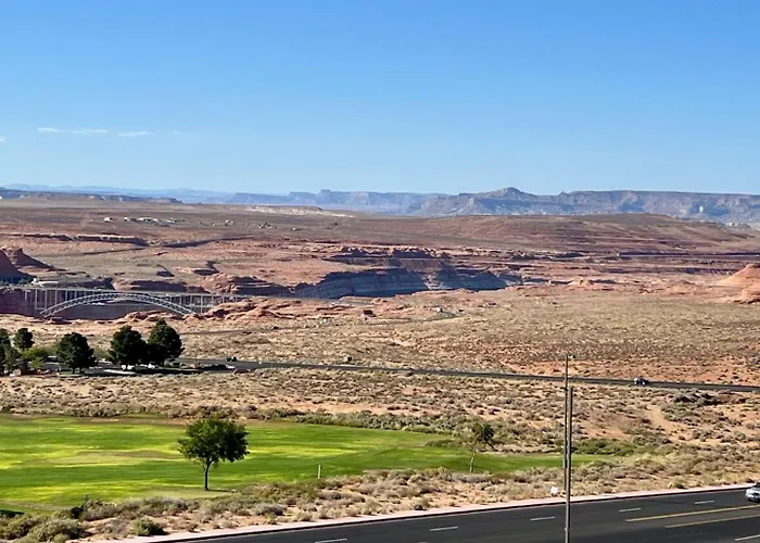 Best Western View Of Lake Powell Hotel