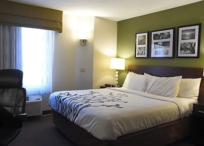 Sky Harbor Airport Inn
