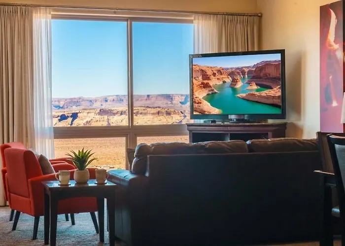 Desert Frontier With Garage, Boat Space, & Wfh Workspace