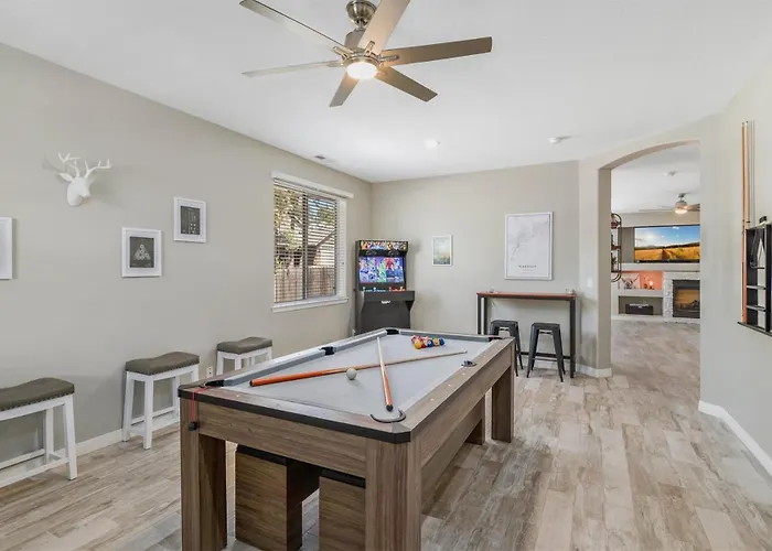 Take Me To The Mountains Game Room Fire Pit Fenced Yard Dog Friendly