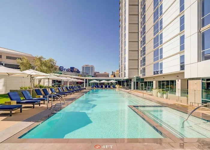 Cozysuites At Adeline