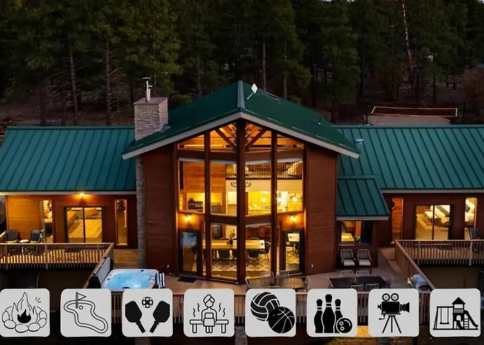 Sleeps 34 Indoor Pickleball Hot Tub & Sauna