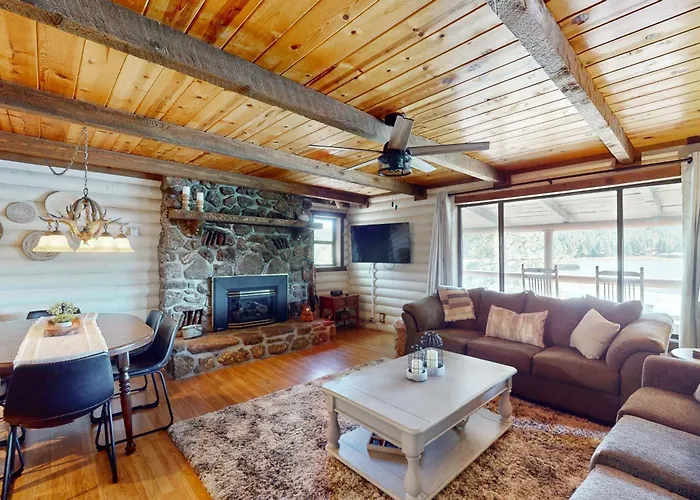 Whispering Pines Lakehouse