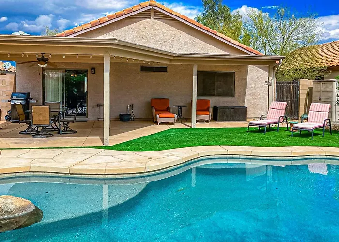 Local Living In Apache Junction