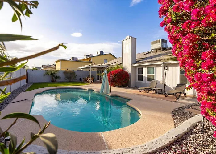 Resort-Style Chandler Retreat Heated Pool Firepit Bbq