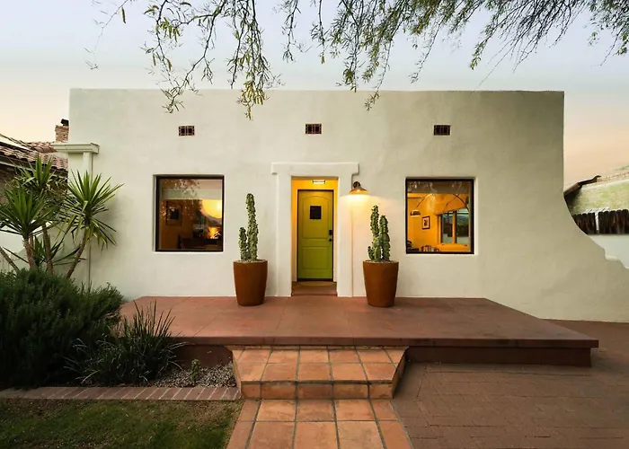 The Tucson Bungalow A Designer Sam Hughes Retreat