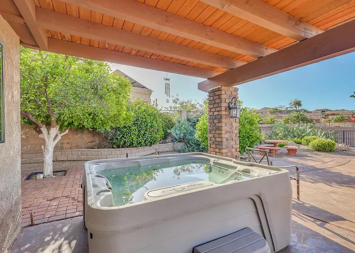 Quiet Home W/ Spacious Yard In Lake Havasu City