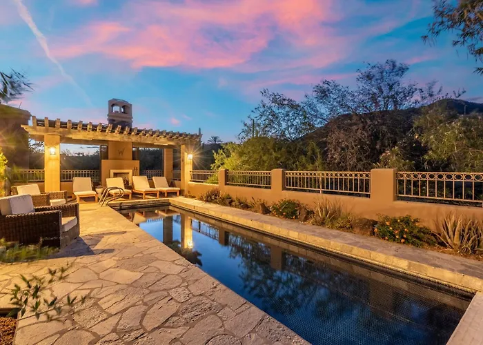 Luxury Estate With Pool Sport Court & Mtn Views