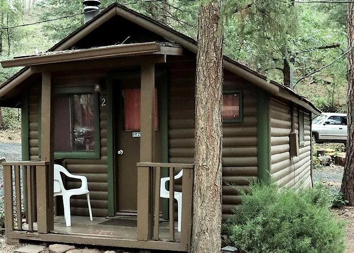 Pet Friendly Studio Cabin With Fireplace Near Tonto National Forest, Central Arizona