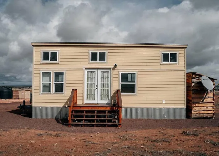 Cozy Retreat: Glamping Getaway In A Tiny House Near The Grand Canyon, Az