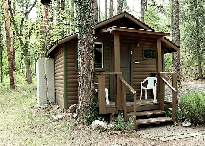 Rustic Studio Cabin With Fireplace, Along Tonto National Forest, Perfect For A Weekend Of Relaxation