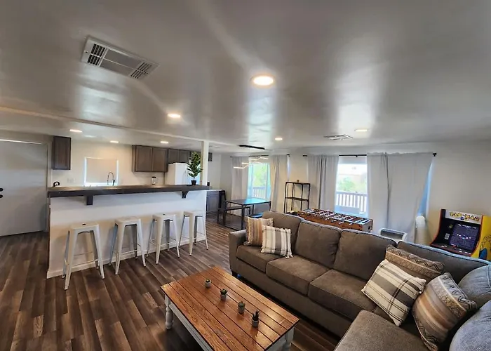 Pet-Friendly Home Game Room Near Grand Canyon