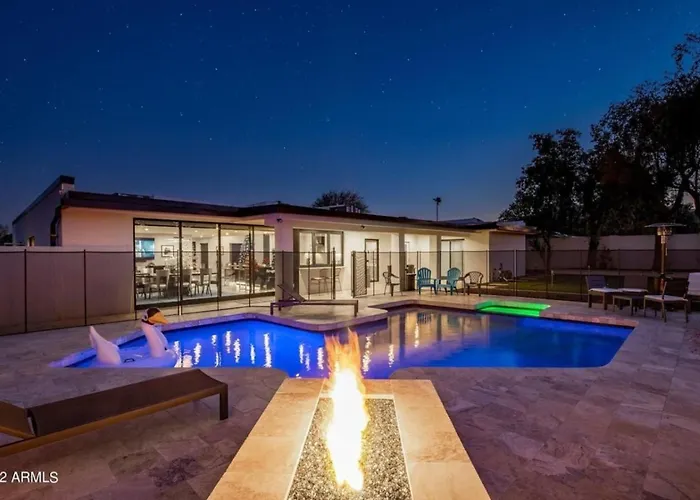 Phoenix 4 Bedroom Home With Pool And Golf Cart Near Scottsdale