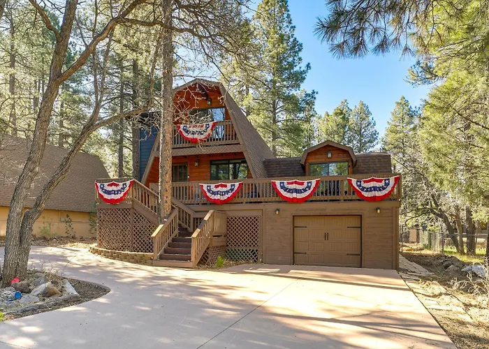 Spacious Yard & Deck! Great Space In Munds Park