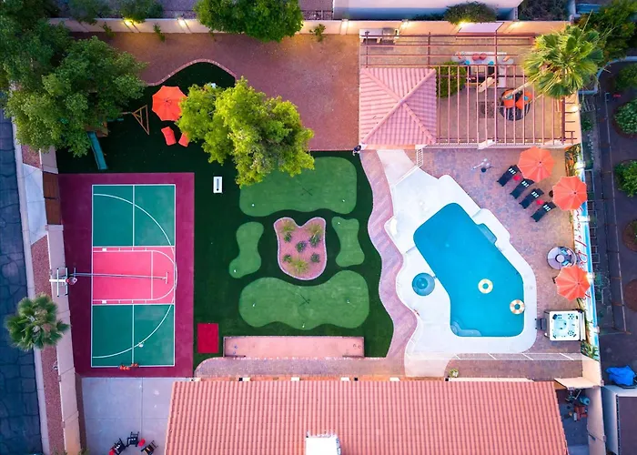 Paradise Lane - Pool - Hot Tub - Sports Court