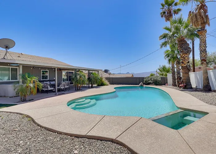 Desert Retreat Near Lake Havasu W/ Backyard Oasis