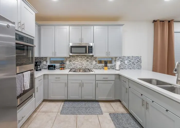Oro Valley, Fenced, 2 Bedroom 2Ba, Garage, Office