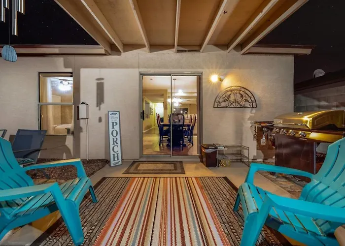 Near Kino, 3Br 2Ba, Outdoor Living, Fenced