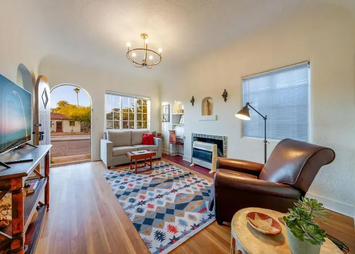 Charm, Near 4Th Ave, Walk To U Of A, 1 Bedroom 1 Ba