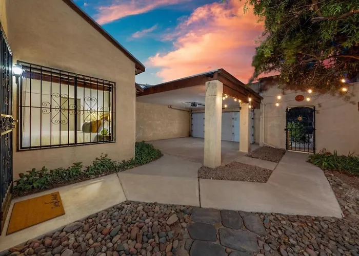 St. Mary Gem, Cozy, 1 Bedroom 1 Ba, Patio, Garage