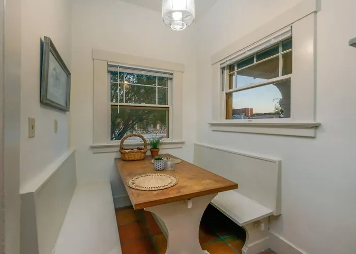 3 Blocks From U Of A - Near 4Th Ave - 1 Bedroom 1 Ba