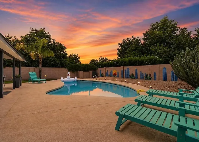 Sunrise-Sparkling Pool-Bbq Grill-Mins To Old Town
