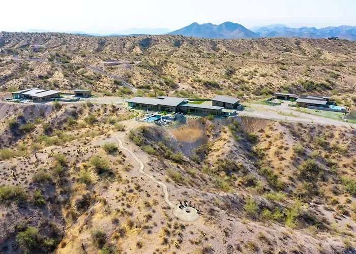 Paradise Canyon Retreat - 3 Private Estates
