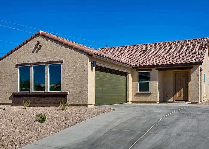 Wickenburg Golf Getaway W/ Patio & Yard!