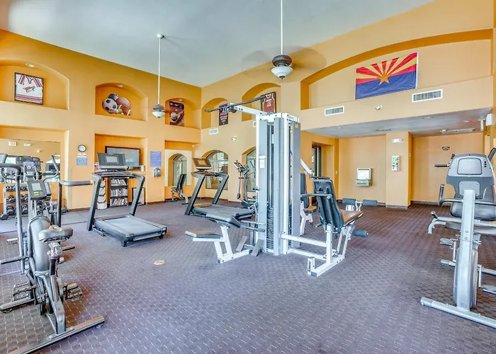 Condo Near Stadiums, Westgate Shops & Hospitals!