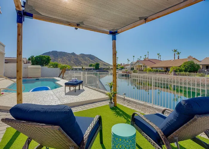 Pool + Lakefront: Upscale Glendale Getaway