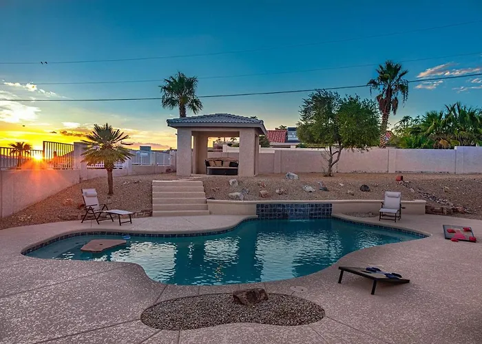 Vacation Pool Home W Separate Casita & Game Room!