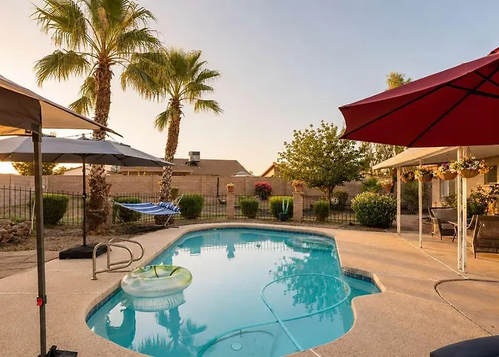Phoenix 4Br - Private Pool & Hot Tub