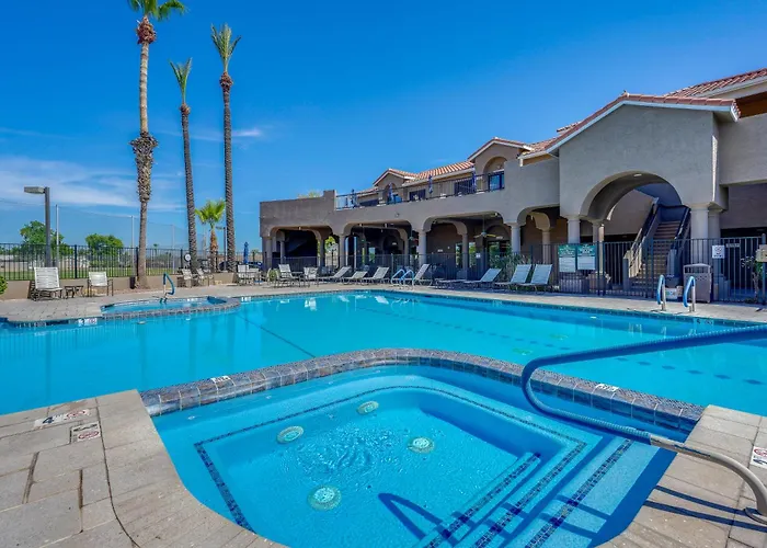 2 Patios & Fairway Views! Mesa Golf Resort Escape
