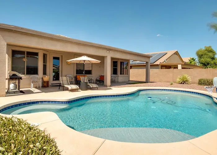Golf, Gamble, Relax Poolside! Maricopa Desert Home