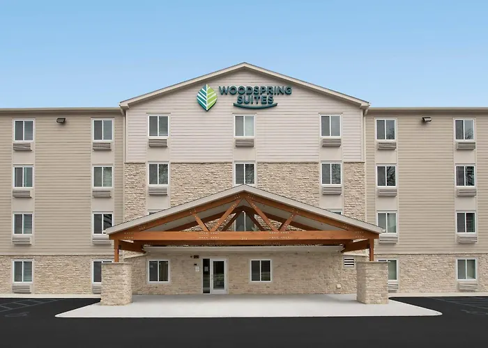 Woodspring Suites Glendale Sports & Entertainment District