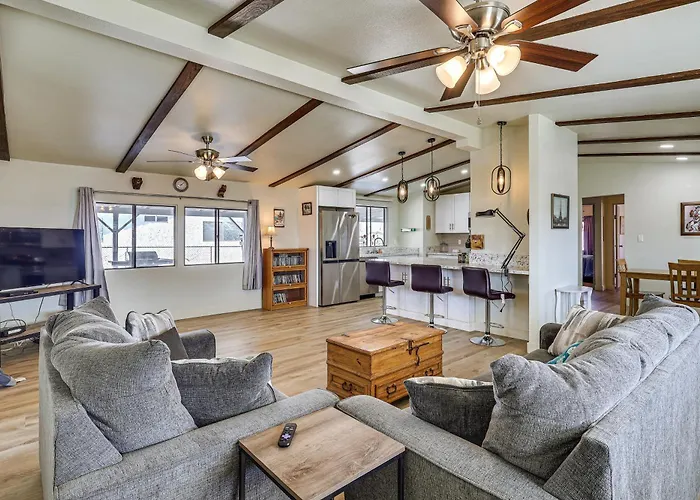 2 Mi To Colorado River! Family Home W/ Fenced Yard