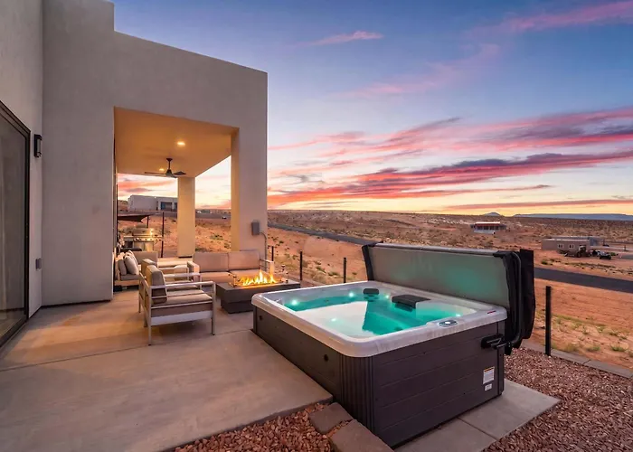 Dark Sky Haven- Hot Tub Views