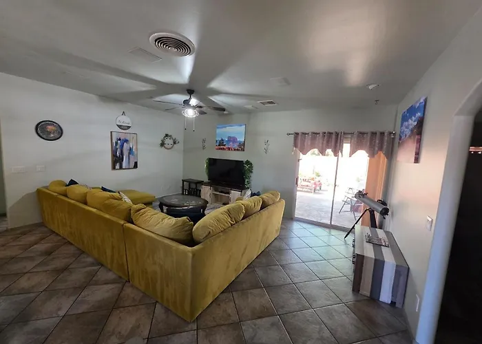 Pool, Putts & Game Room Getaway Near Sedona