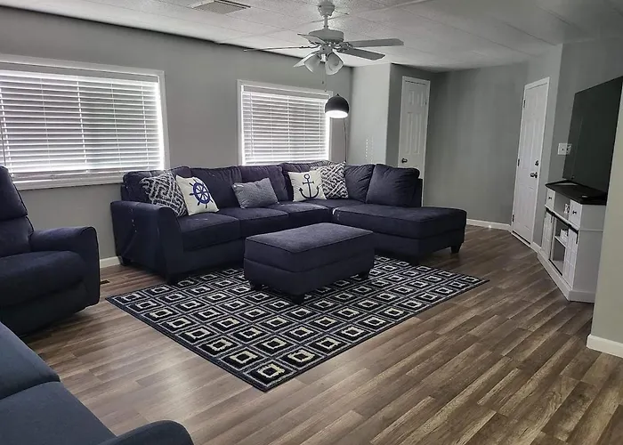3 Bedroom Havasu Getaway
