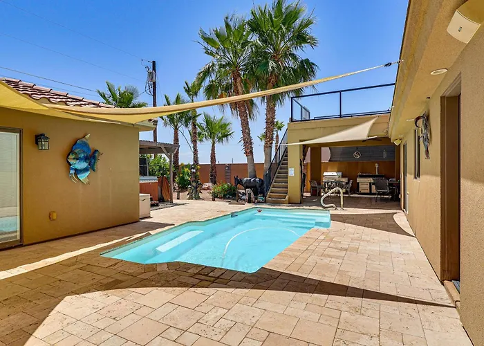 2 Casitas! Luxe Group Getaway, 3 Mi To Lake Havasu