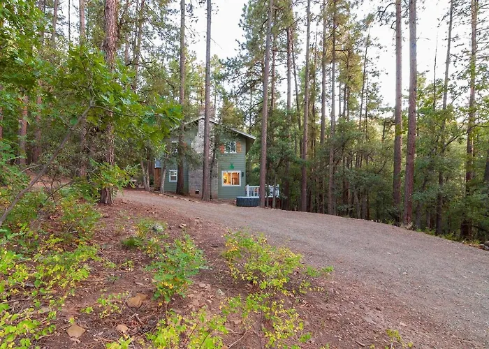 ❄ Brand New Acre Retreat ❄ Hottub ❄ 9M To Downtown