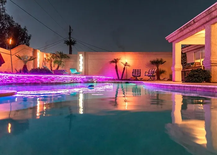 Havasu Tropics - Pool, Spa, Game Room, Sleeps 14