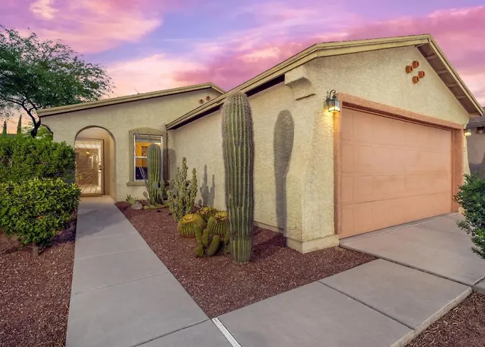 Kino, Sleeps 8, 4 Bedroom 2 Ba, Garage, Fenced