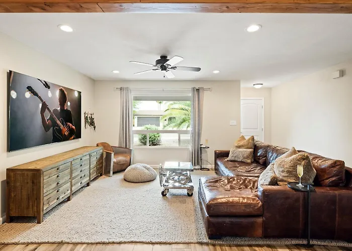 Floresta - Private Backyard - Mins To Old Town