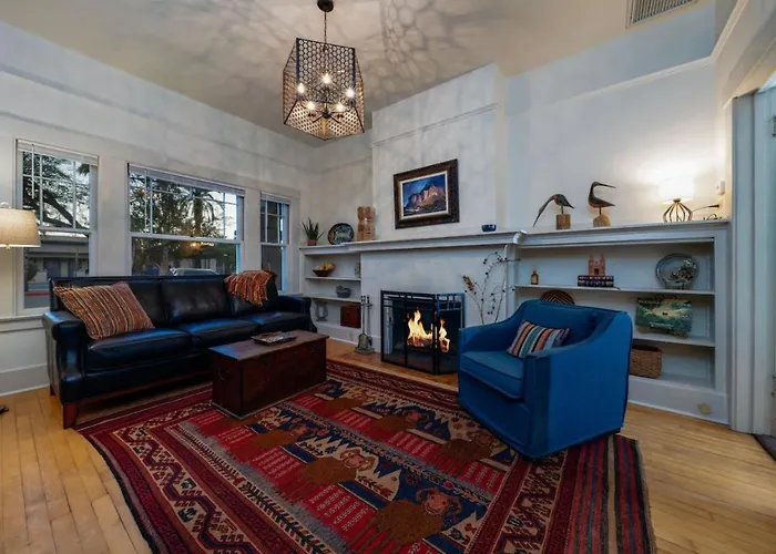 Total Of 2 Bedroom 2 Ba, Your Own Duplex, Near U Of A
