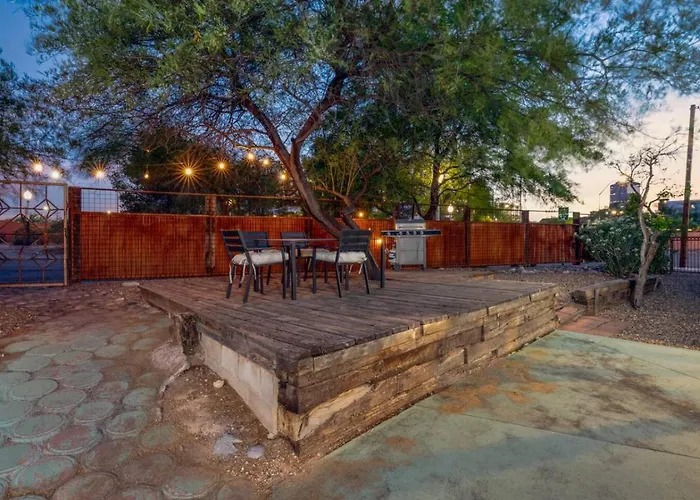 1 Min To 4Th Ave & Congress, 1 Bedroom 1 Ba, Casita