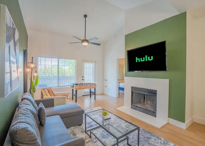 Chic Apt Near Tpc Pool Balcony Parking Wd Wifi