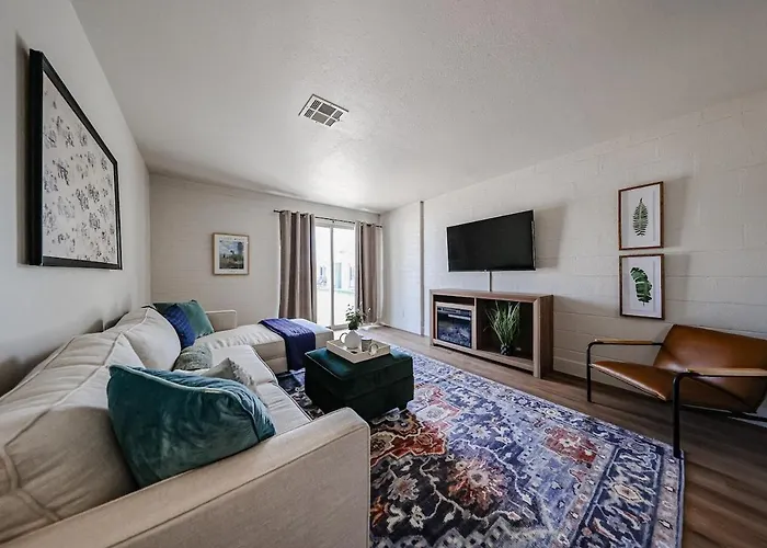 #10 Desert Bloom Escape Best Value 2Br Midtown Phx