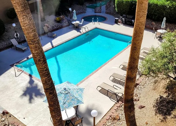The Lake Nest Top Corner Unit With Pool, Bbq, Boat Parking