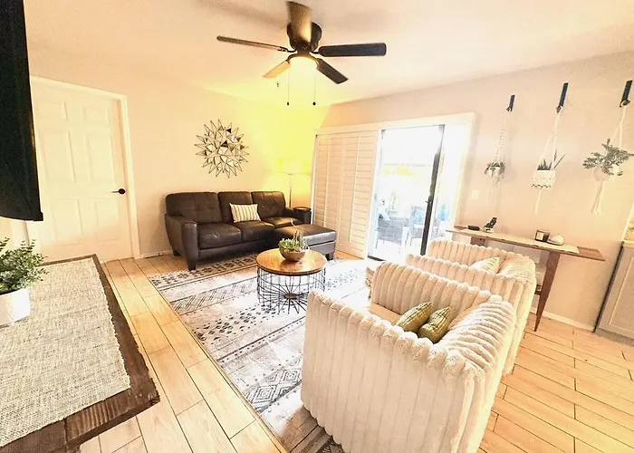 Cozy Cactus Condo 2 Bed 2 Full Bath